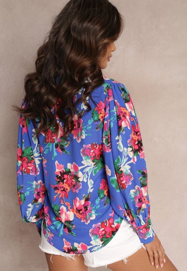 Renee - Niebieska Koszula z Szerokim Rękawem i Kołnierzykiem Marceline. Kolor: niebieski. Styl: klasyczny