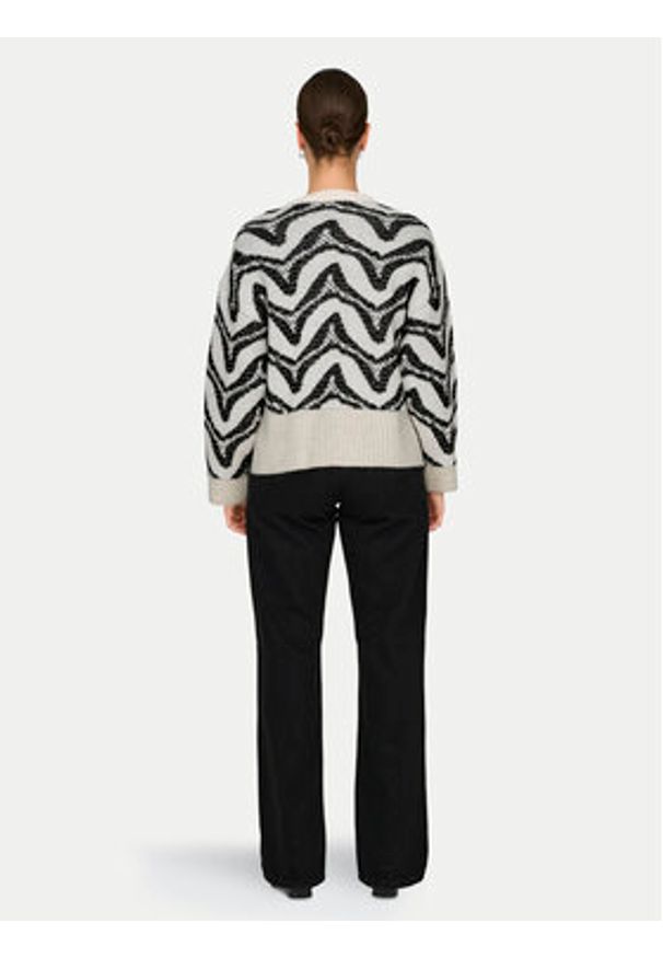only - ONLY Sweter Jane 15332157 Beżowy Regular Fit. Kolor: beżowy. Materiał: syntetyk