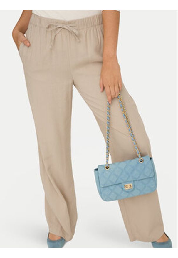 only - ONLY Spodnie materiałowe Goa 15363676 Beżowy Straight Fit. Kolor: beżowy. Materiał: wiskoza