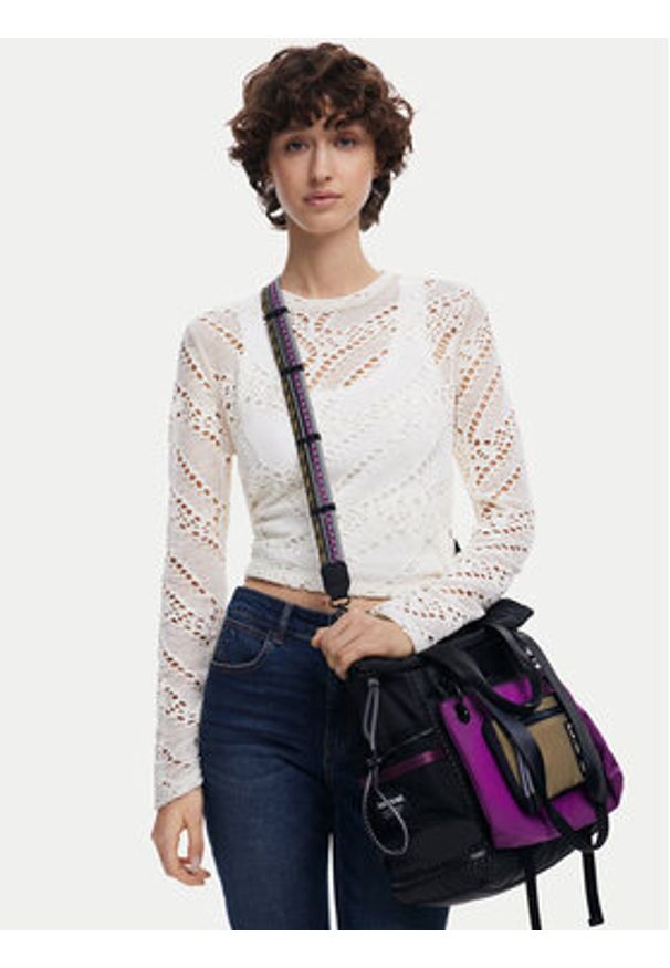 Desigual Plecak Voyager 25SAKY17 Czarny. Kolor: czarny. Materiał: materiał