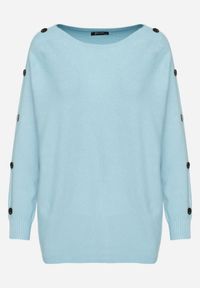 Born2be - Jasnoniebieski Sweter z Dodatkiem Bawełny i Wiskozy z Guzikami na Rękawach Ciasine. Okazja: na co dzień. Kolekcja: plus size. Kolor: niebieski. Materiał: wiskoza, bawełna. Długość rękawa: długi rękaw. Długość: długie. Styl: casual