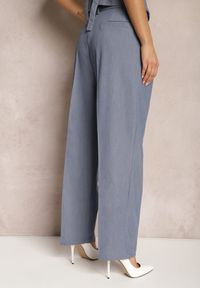 Renee - Niebieskie Spodnie High Waist w Garniturowym Stylu z Kieszeniami Junife. Stan: podwyższony. Kolor: niebieski