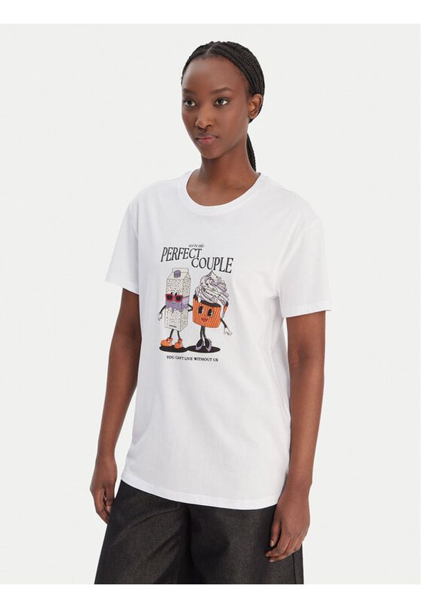 Liu Jo T-Shirt WA6163 JS904 Biały Relaxed Fit. Kolor: biały. Materiał: bawełna