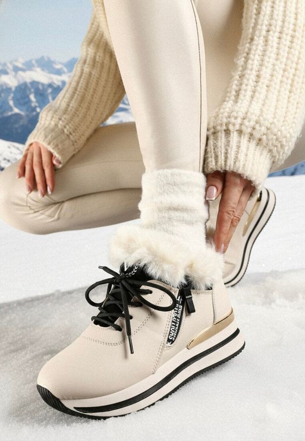 Born2be - Beżowe Botki Sneakersy na Grubej Podeszwie z Futerkiem Biqilee. Kolor: beżowy. Materiał: futro