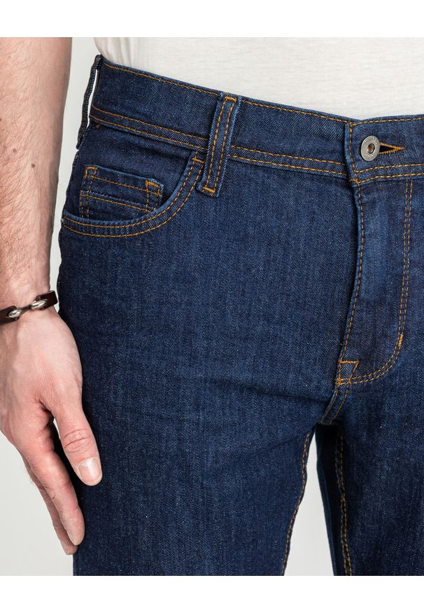Męskie Spodnie Jeansowe Mustang Style Vegas Slim Denim Blue 1018015 5000 901