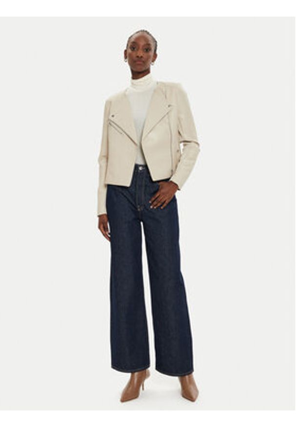 Vero Moda Kurtka z imitacji skóry Riley 10302441 Beżowy Slim Fit. Kolor: beżowy. Materiał: skóra
