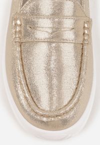 Born2be - Złote Mokasyny na Platformie z Imitacji Zamszu Nossabel. Kolor: złoty. Materiał: zamsz. Obcas: na platformie #4