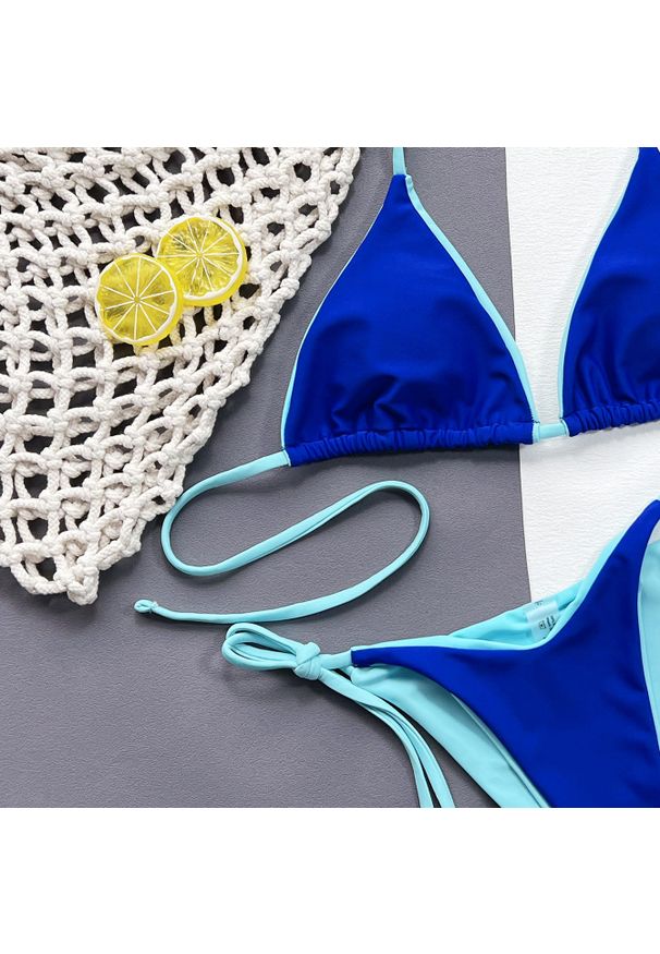 Intica - Bikini plażowe z regulowanymi sznureczkami Fawn. Kolor: niebieski. Materiał: materiał, tkanina
