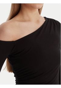 Guess Bluzka W6RP02 KC1J2 Czarny Regular Fit. Kolor: czarny. Materiał: wiskoza #3