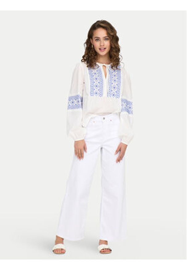 JDY Bluzka Lulu 15345478 Biały Regular Fit. Kolor: biały. Materiał: bawełna