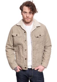 Lee - KURTKA ZIMOWA LEE SHERPA JACKET BEIGE L87AQM97. Materiał: jeans, bawełna, sztruks, materiał. Wzór: nadruk, jednolity, kolorowy. Sezon: zima. Styl: elegancki, vintage, sportowy, klasyczny