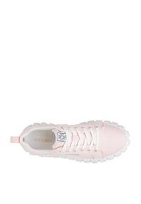 Wittchen - Damskie sneakersy na platformie różowe. Okazja: na co dzień. Nosek buta: okrągły. Kolor: różowy. Materiał: materiał. Obcas: na platformie #3