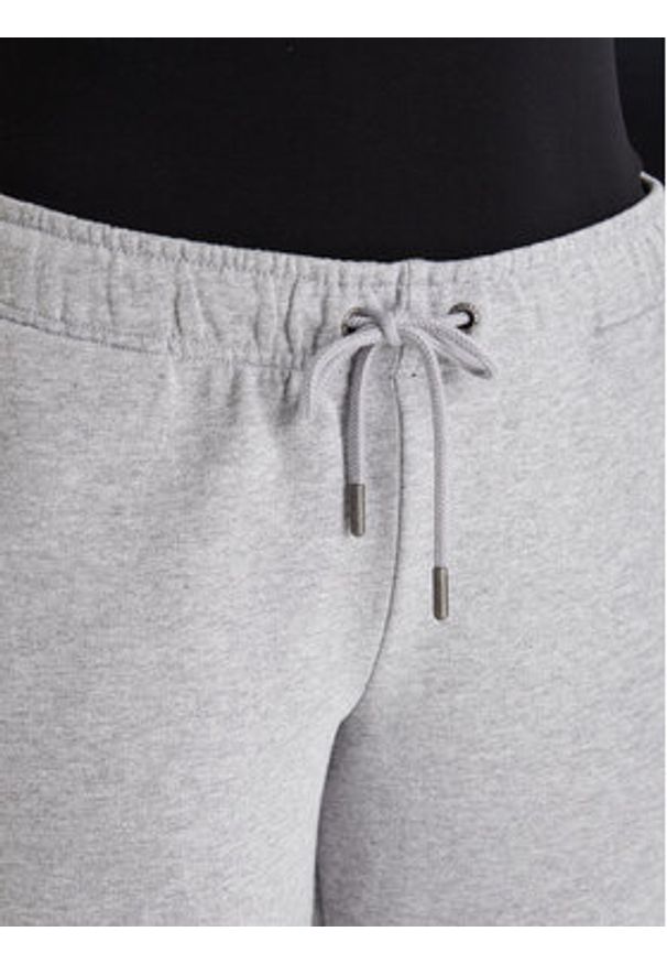 Guess Jeans Spodnie dresowe W6RB52 K68I4 Szary Regular Fit. Kolor: szary. Materiał: bawełna