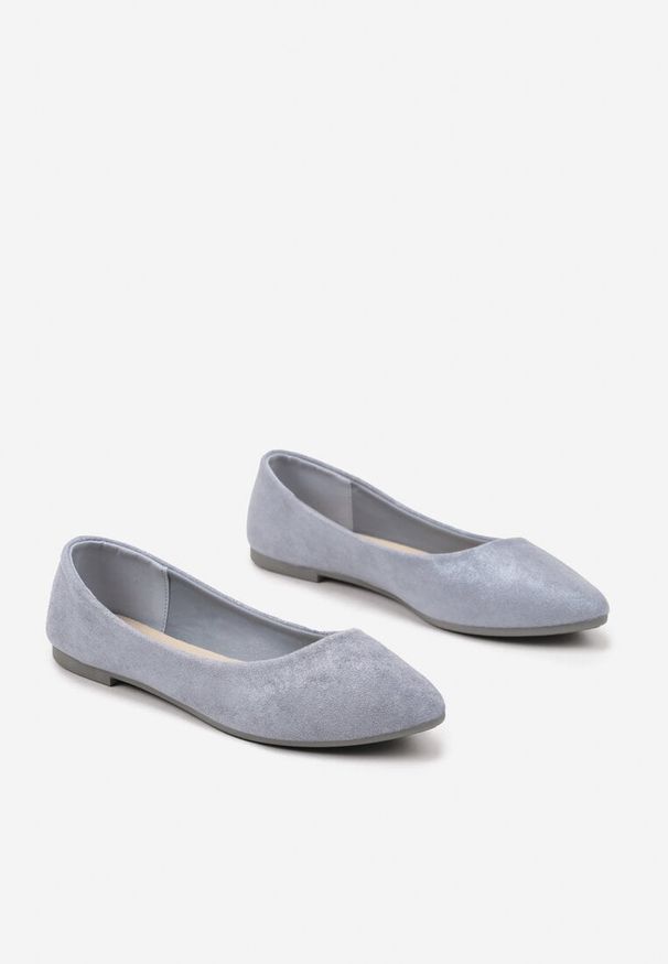 Born2be - Niebieskie Balerinki w Minimalistycznym Stylu z Imitacji Zamszu Hirlivia. Okazja: na spotkanie biznesowe, do pracy, na co dzień. Kolor: niebieski. Materiał: zamsz. Obcas: na obcasie. Styl: wizytowy, biznesowy, klasyczny, casual. Wysokość obcasa: niski