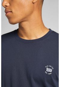 Lee - LEE LS PATCH LOGO TEE MĘSKI LONGSLEEVE NAVY L60RFQ35. Długość rękawa: długi rękaw #3