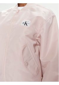 Calvin Klein Jeans Kurtka bomber J20J223034 Różowy Relaxed Fit. Kolor: różowy. Materiał: syntetyk #2