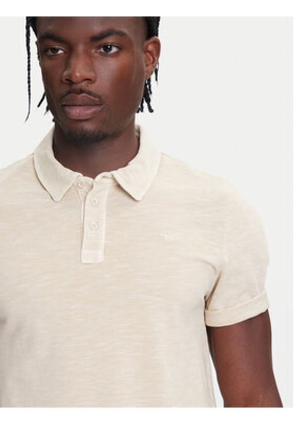 Mustang Polo Palco 1016505 Beżowy Regular Fit. Typ kołnierza: polo. Kolor: beżowy. Materiał: bawełna