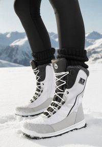 Born2be - Białe Śniegowce Sznurowane Ocieplane Futerkiem Ellavisa. Okazja: na co dzień. Kolor: biały. Materiał: futro. Sezon: zima. Styl: casual #1