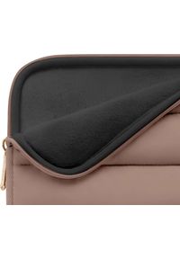 TECH-PROTECT - Etui Tech-Protect Fluffy Laptop 13-14 beżowy. Kolor: beżowy. Materiał: materiał. Styl: elegancki, casual #4