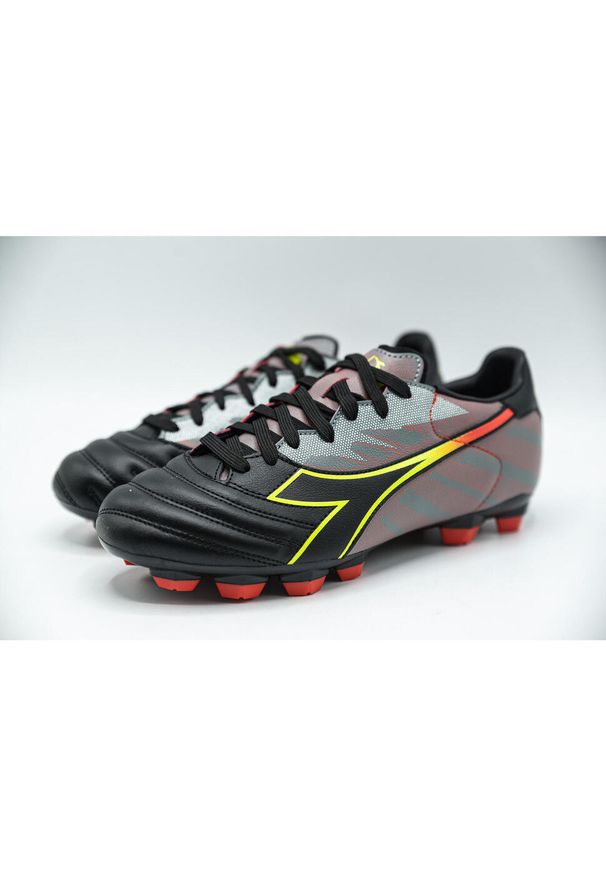 Buty do piłki nożnej Diadora Brasil Elite Veloce R LPU, Mężczyźni. Kolor: czarny. Materiał: skóra ekologiczna, materiał. Sport: piłka nożna