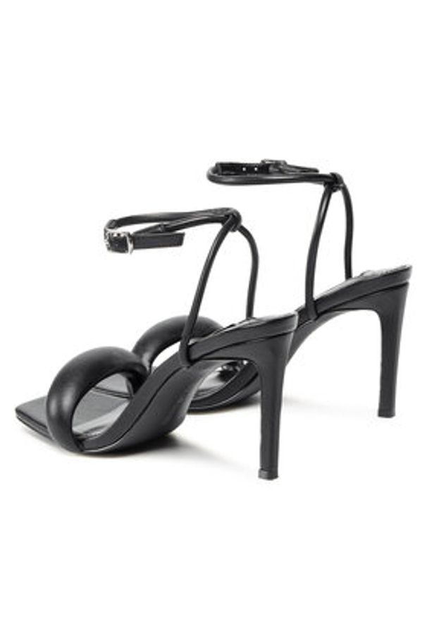 Steve Madden Sandały Entice SM11001844-02002-001 Czarny. Kolor: czarny. Materiał: skóra