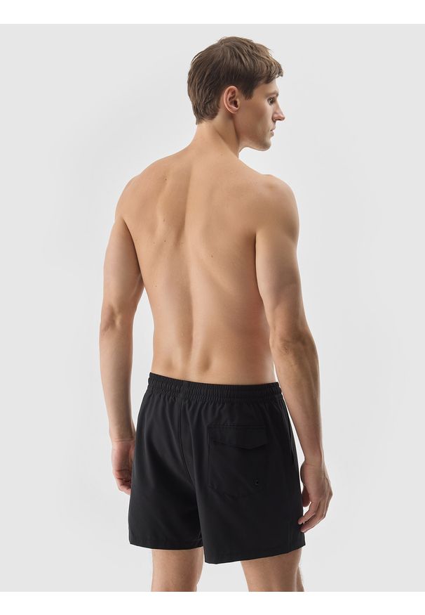 4f - 4F Spodenki plażowe męskie - czarne S. Kolor: czarny. Materiał: włókno, materiał, elastan, syntetyk. Długość: krótkie