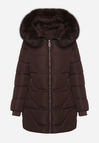 Born2be - Brązowa Pikowana Kurtka z Kapturem z Futerkiem Nenadria. Okazja: na spotkanie biznesowe, do pracy, na co dzień. Typ kołnierza: kaptur. Kolor: brązowy. Materiał: futro. Wzór: aplikacja. Styl: casual, biznesowy #4