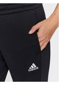 Adidas - adidas Dres Linear HZ2258 Czarny Regular Fit. Kolor: czarny. Materiał: syntetyk #2