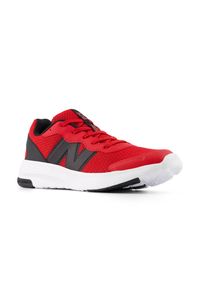 Buty dziecięce New Balance G578397 - czerwone. Kolor: czerwony. Materiał: syntetyk, materiał, guma. Szerokość cholewki: normalna. Sport: bieganie #3