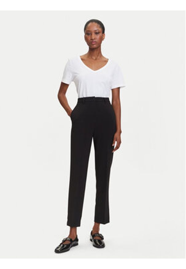 Karl Lagerfeld - KARL LAGERFELD Chinosy A3W10098 Czarny Slim Fit. Kolor: czarny. Materiał: syntetyk