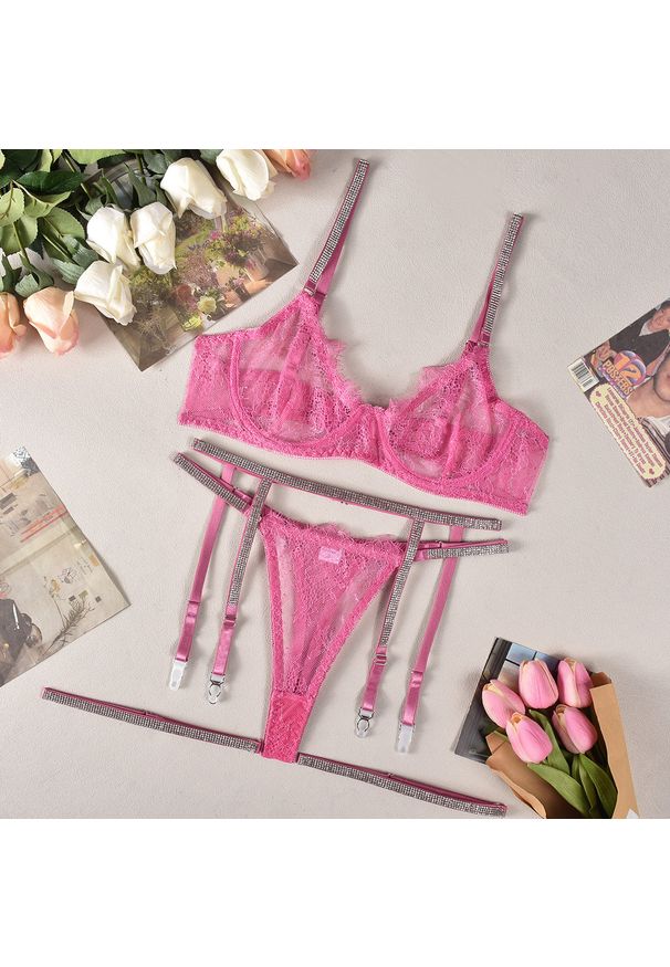 Intica - Komplet bielizny transparentnej z subtelnymi detalami Meglena. Kolor: różowy. Materiał: materiał. Wzór: aplikacja