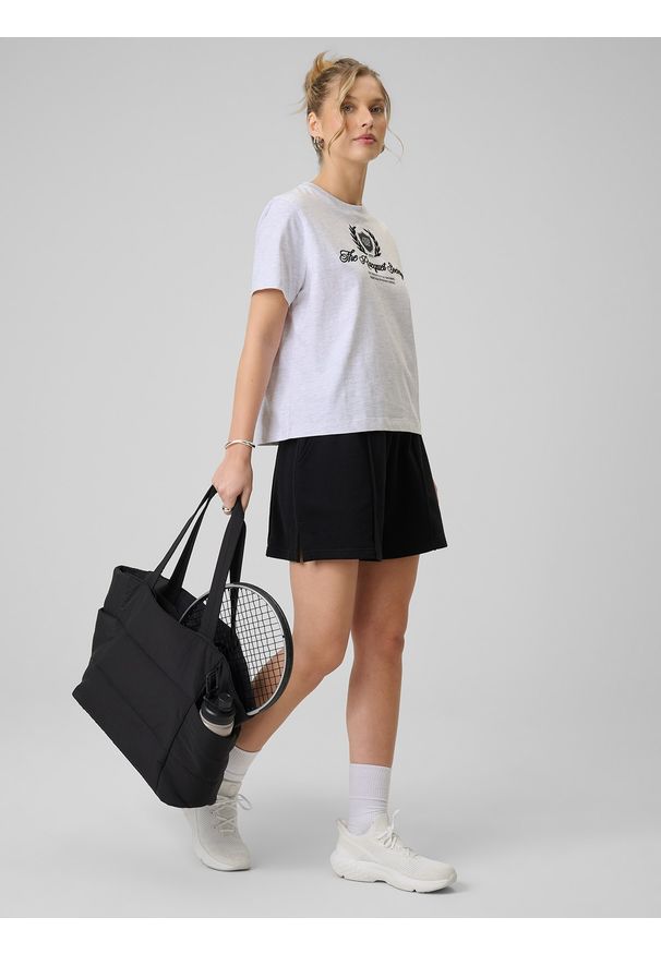 4f - 4F Spodenki dresowe damskie - czarne XL. Stan: podwyższony. Kolor: czarny. Materiał: dresówka. Sezon: lato