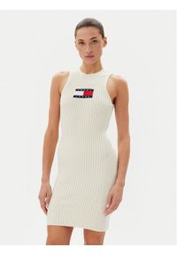 Tommy Jeans Sukienka dzianinowa DW0DW20877 Écru Slim Fit. Materiał: wiskoza