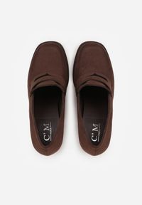 Renee - Brązowe Półbuty Mokasyny na Słupku z Geometryczną Wstawką Edalinae. Okazja: na co dzień. Kolor: brązowy. Wzór: geometria. Obcas: na słupku. Styl: casual, klasyczny #2