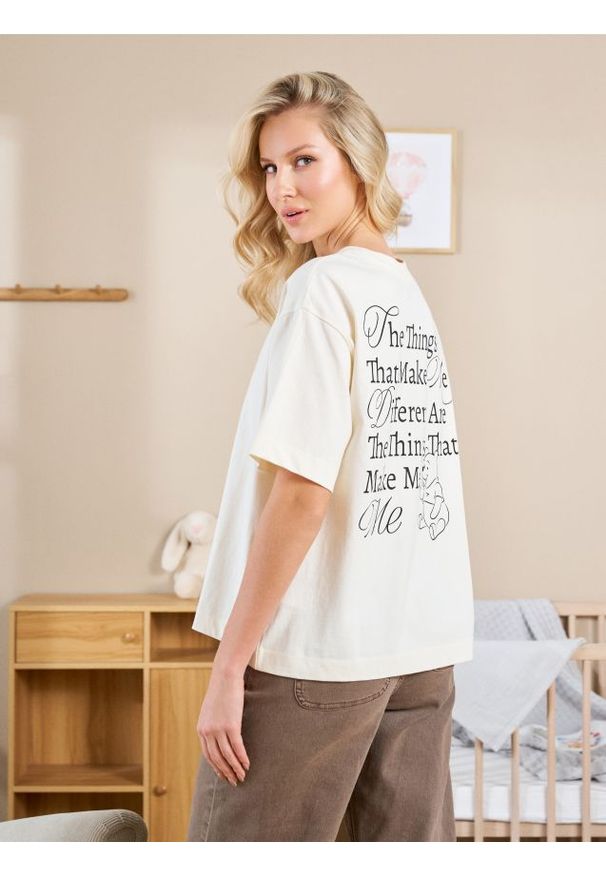 Sinsay - Bawełniana koszulka z krótkim rękawem Winnie the Pooh - żółty. Kolor: żółty. Materiał: bawełna. Długość rękawa: krótki rękaw. Długość: krótkie