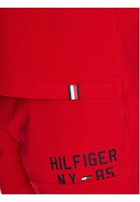 TOMMY HILFIGER - Tommy Hilfiger T-Shirt Graphic MW0MW30444 Czerwony Regular Fit. Kolor: czerwony. Materiał: bawełna