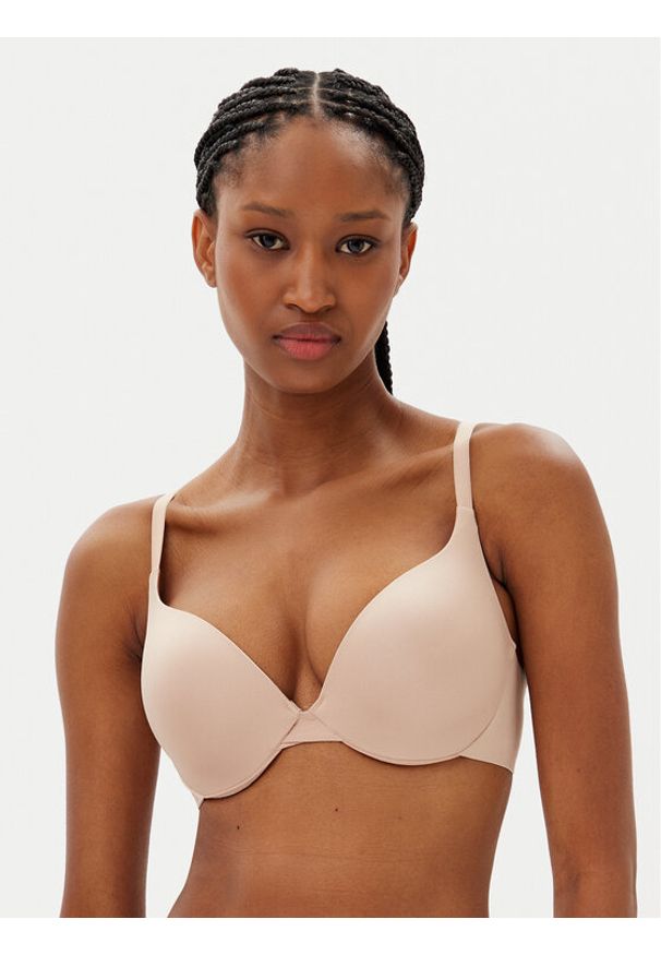 Hunkemöller Biustonosz push-up Smooth 206742 Beżowy. Kolor: beżowy. Materiał: syntetyk. Rodzaj stanika: push-up