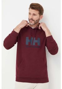 Helly Hansen bluza bawełniana HH LOGO HOODIE męska kolor bordowy z kapturem z aplikacją 33977. Okazja: na co dzień. Typ kołnierza: kaptur. Kolor: czerwony. Materiał: bawełna. Wzór: aplikacja. Styl: casual