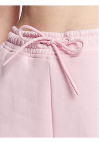 Guess Spodnie dresowe V2BB18 K9V34 Różowy Regular Fit. Kolor: różowy. Materiał: bawełna, dresówka #5