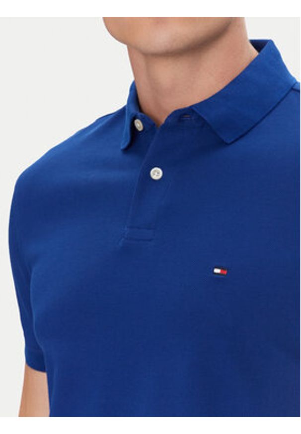 TOMMY HILFIGER - Tommy Hilfiger Polo 1985 MW0MW17770 Niebieski Regular Fit. Typ kołnierza: polo. Kolor: niebieski. Materiał: bawełna