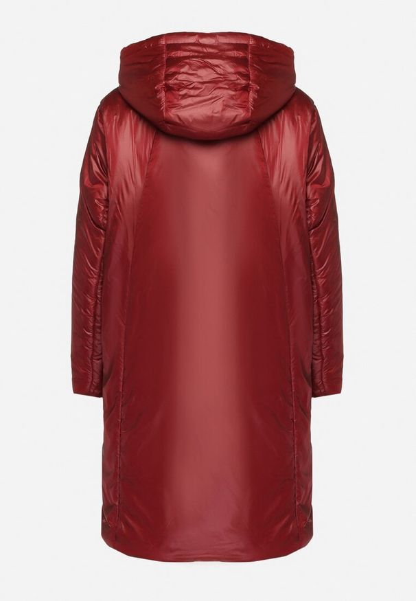 Born2be - Bordowa Kurtka o Długim Kroju z Kapturem Ściągaczami i Kieszeniami Salornia. Okazja: na co dzień. Typ kołnierza: kaptur. Kolor: czerwony. Materiał: jeans. Długość: długie. Sezon: zima. Styl: casual, elegancki, klasyczny