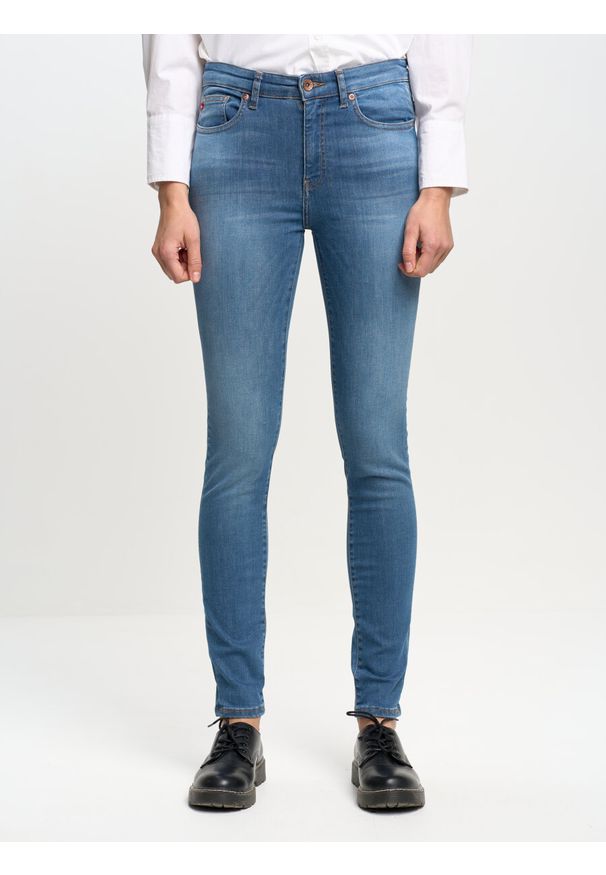 Big-Star - Spodnie jeans damskie zwężane Adela 296. Okazja: na co dzień. Kolor: niebieski. Styl: casual