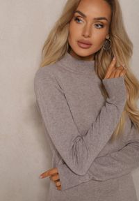Renee - Ciemnobeżowy Półgolf o Klasycznym Fasonie z Kaszmirem i Wiskozą Zailana. Okazja: do pracy, na randkę, na spotkanie biznesowe. Kolor: beżowy. Materiał: wiskoza, kaszmir. Długość rękawa: długi rękaw. Długość: długie. Wzór: aplikacja. Styl: klasyczny