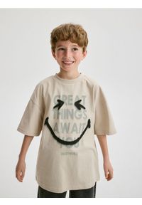 Reserved - T-shirt SmileyWorld® - beżowy. Kolor: beżowy. Materiał: bawełna, dzianina