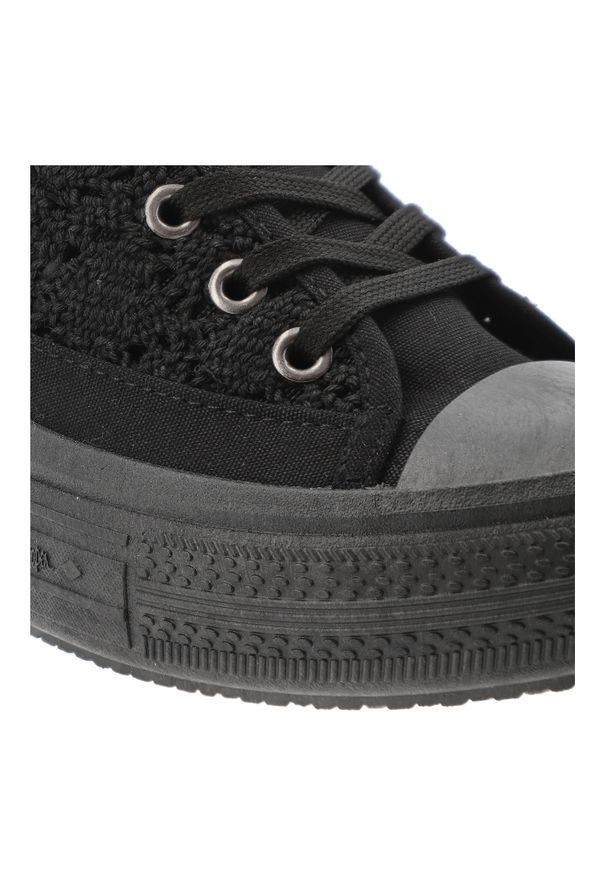 Czarne Trampki Lee Cooper Damskie Buty Na Platformie. Okazja: na co dzień. Zapięcie: sznurówki. Kolor: czarny. Szerokość cholewki: normalna. Wzór: ażurowy. Materiał: guma, jeans. Sezon: wiosna, lato. Obcas: na platformie. Styl: casual, klasyczny