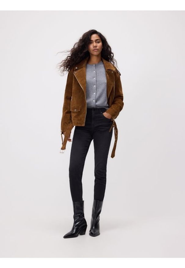 Reserved - Jeansy slim fit push up - czarny. Kolor: czarny