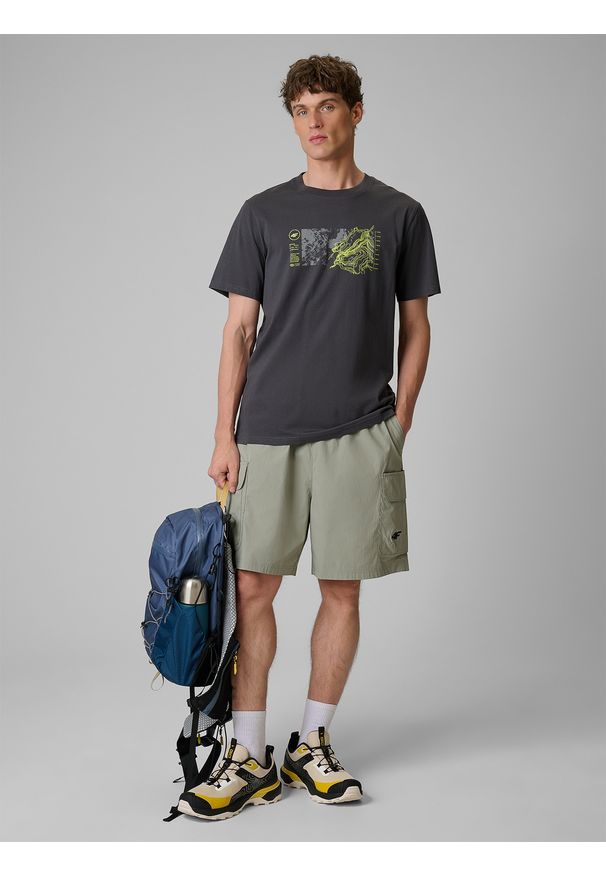 4f - 4F T-shirt regular z nadrukiem męski - szary L. Okazja: na co dzień. Kolor: szary. Materiał: dzianina, bawełna. Wzór: nadruk. Styl: casual