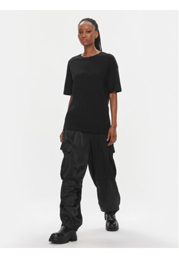 Herskind Spodnie materiałowe Edwin 4949985 Czarny Relaxed Fit. Kolor: czarny. Materiał: wiskoza