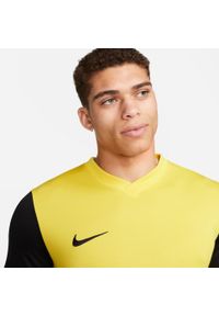Koszulka piłkarska męska Nike Drifit Tiempo Premier 2. Kolor: żółty. Długość rękawa: krótki rękaw. Długość: krótkie. Sport: piłka nożna