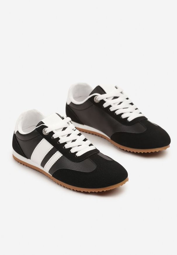 Born2be - Czarne Sneakersy Ozdobione Paskami Amoissea. Okazja: na co dzień. Zapięcie: pasek. Kolor: czarny. Materiał: jeans. Wzór: aplikacja